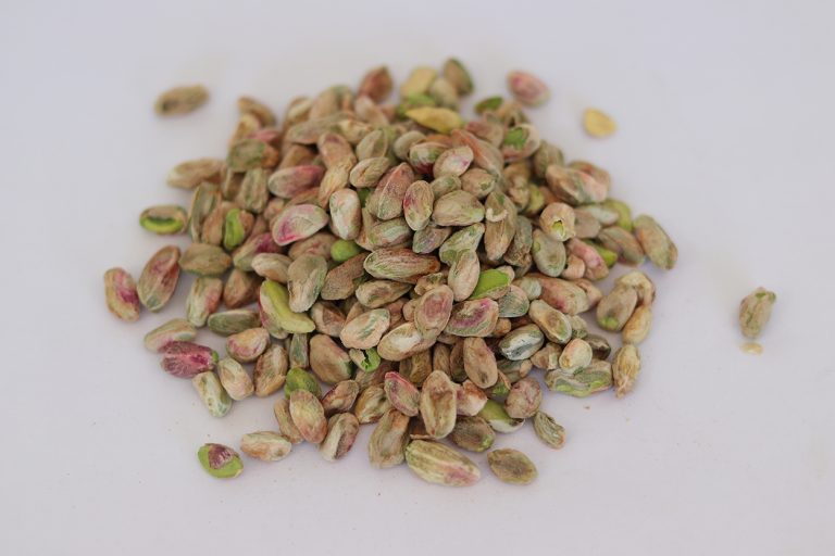 مغزپسته کالک معمولی تاج بی بی